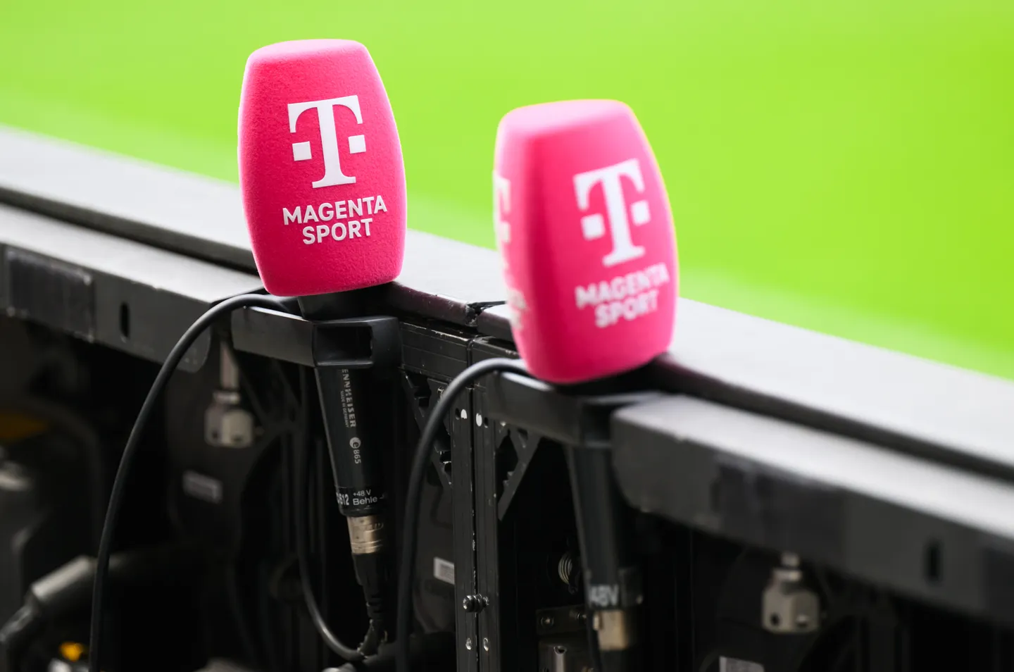 Bericht: Telekom sichert sich Rechte für Fußball-WM 2026
